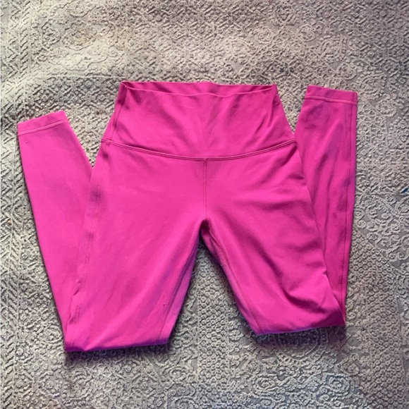 LULU🍋 ALIGN LEGGINGS IN SONIC PINK - Picture 1 of 5
